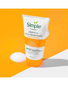 Vitamin C Glow Facial Wash (150 ml)